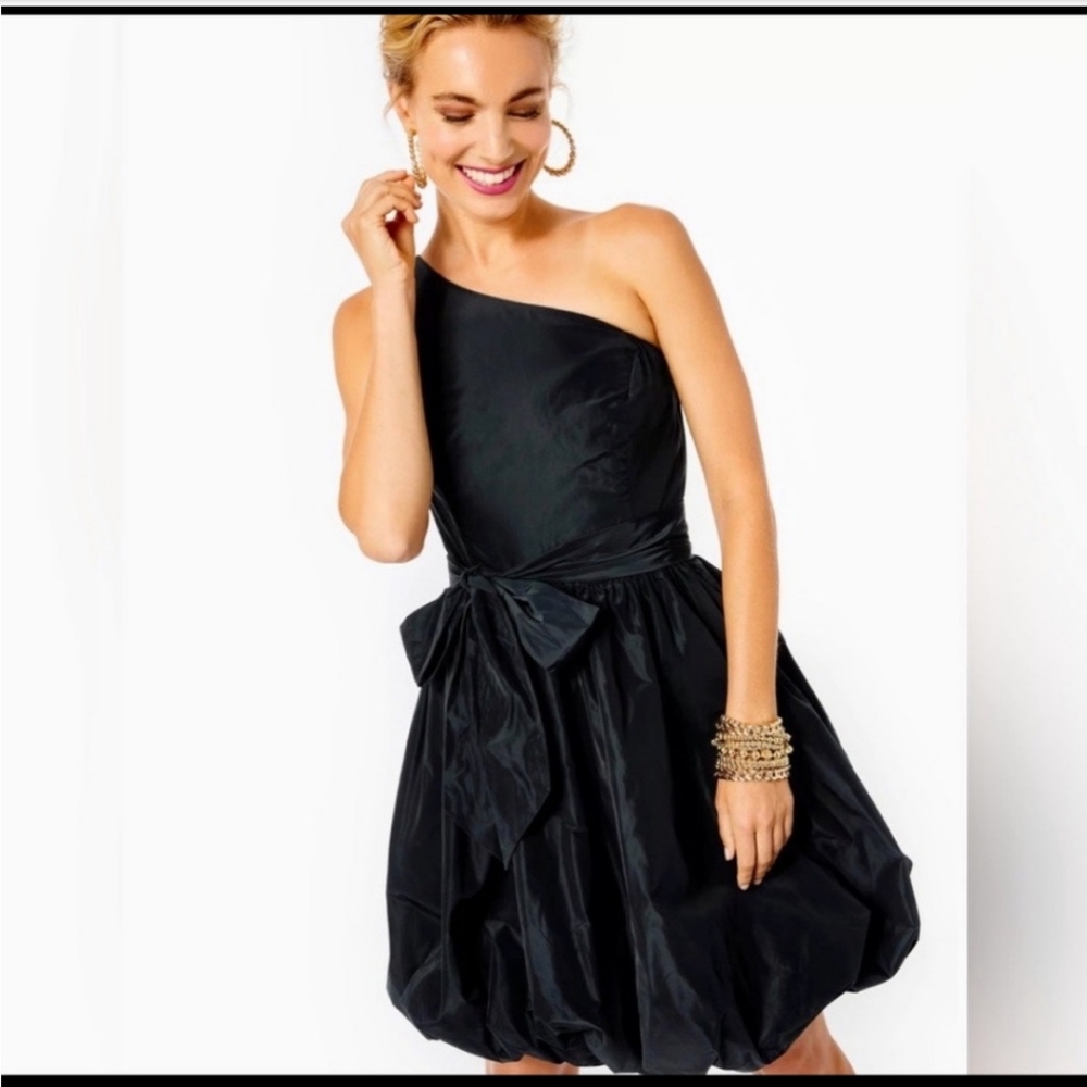 Black Size 8 cocktail dress. LILLY PULITZER